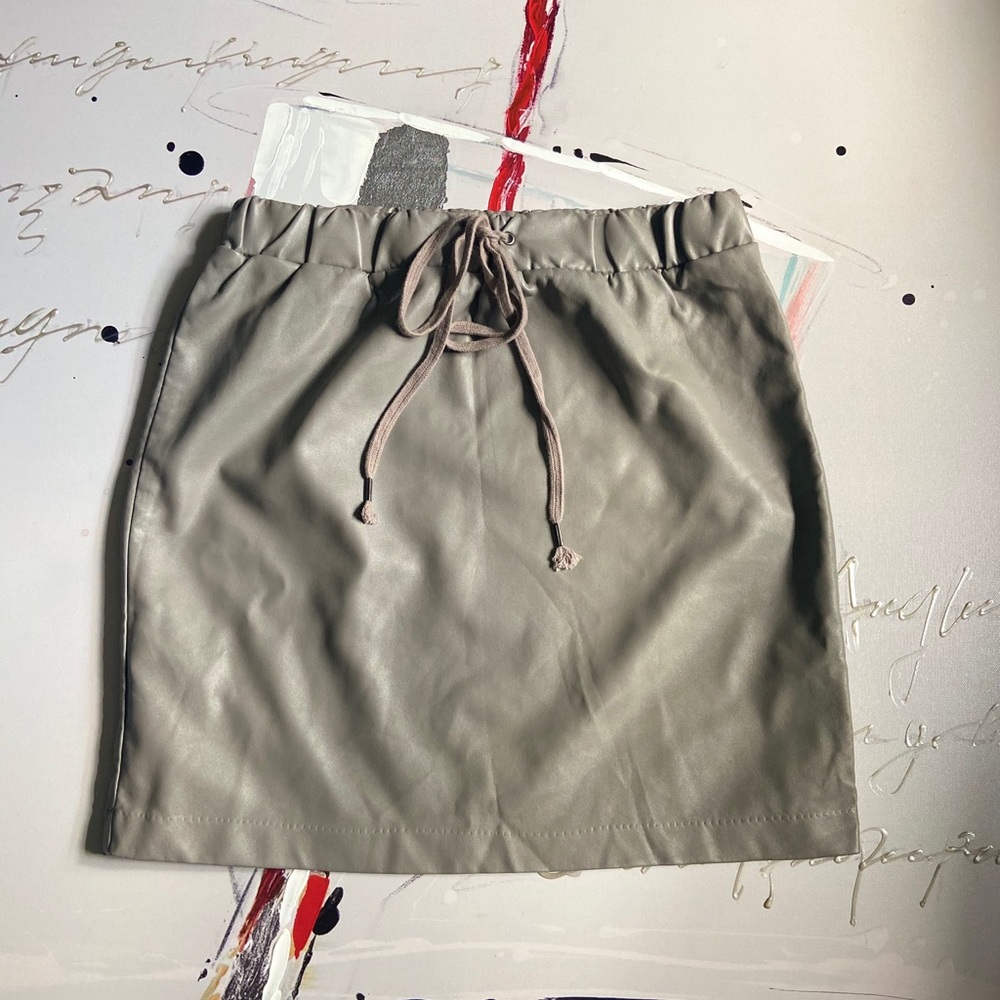 Faux Leather Grey Casual Skirt